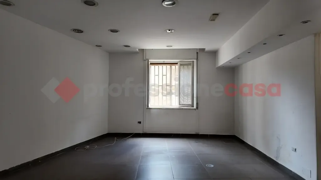 Pièces - Spacious Apartment with Portier in Portici