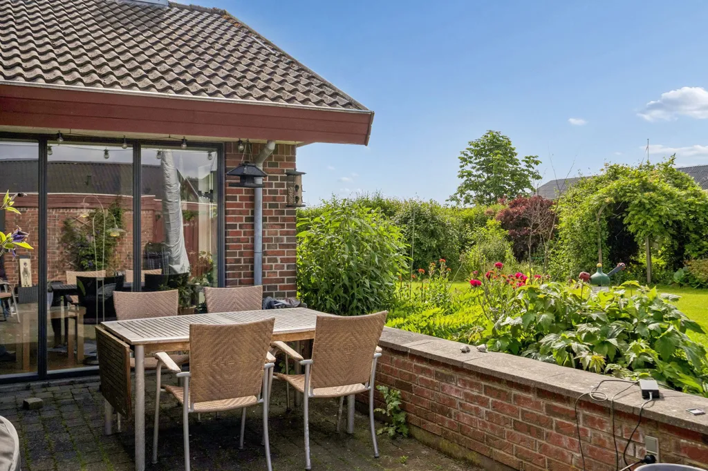 Terrass - Detached Villa with Garden in Fredericia