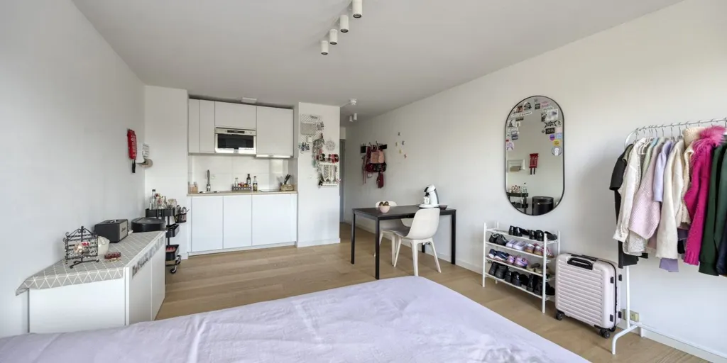 Magamistoad - Studio with Park View in Leuven Centre