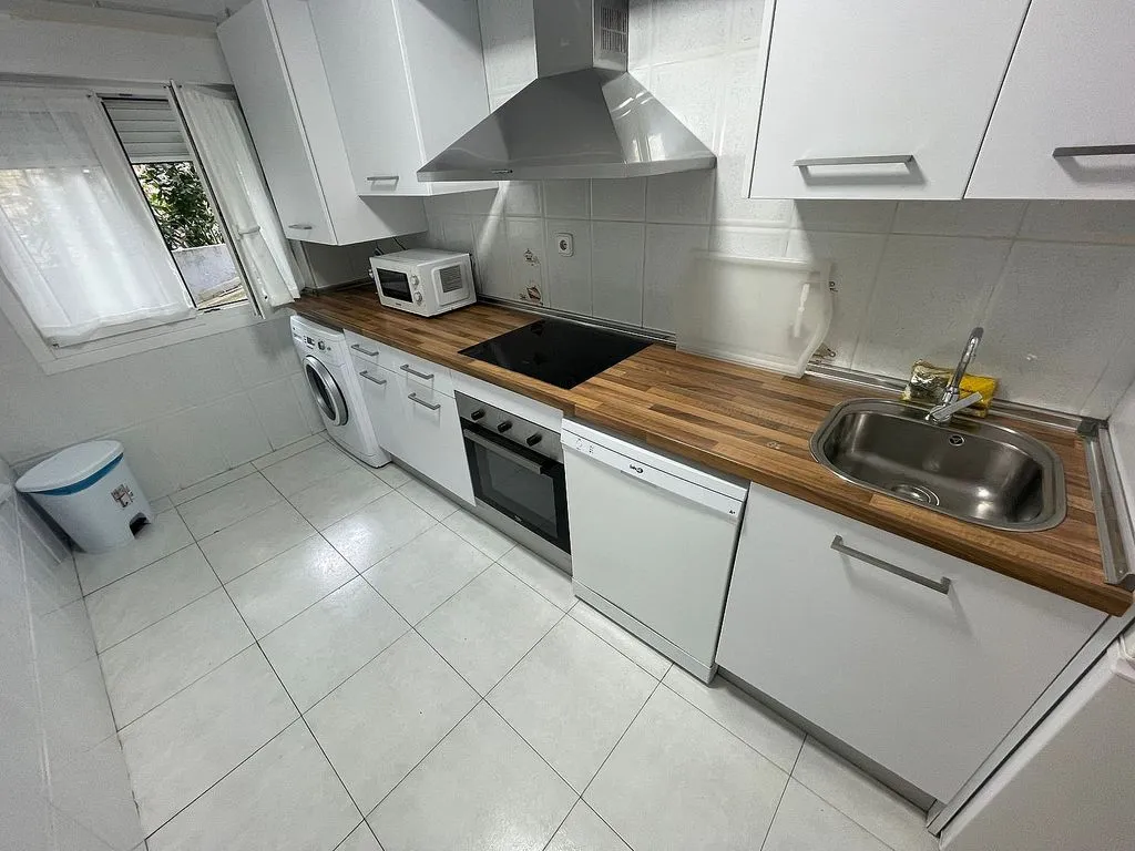 Cuisine - Furnished Flat with Elevator in Santander