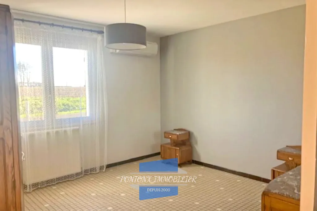 Chambres - Pavillon à Moderniser avec Dépendance à Bégaar