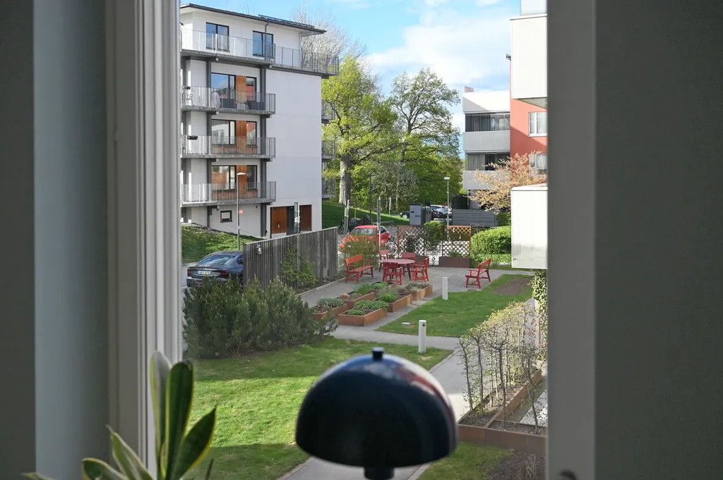 Balcon - Modern Flat with Balcony in Ekerö