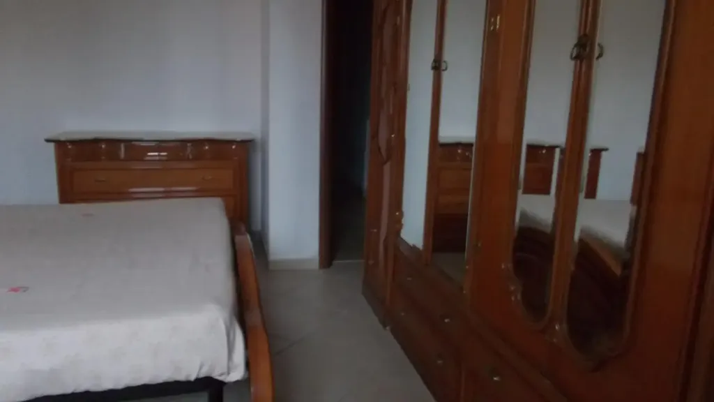 Chambres - Armed Trilocale in Pontedera