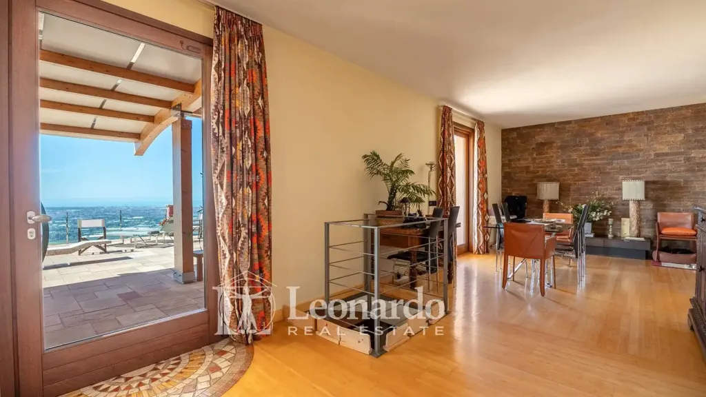 Salle à manger - Villa with Sea View in Massarosa