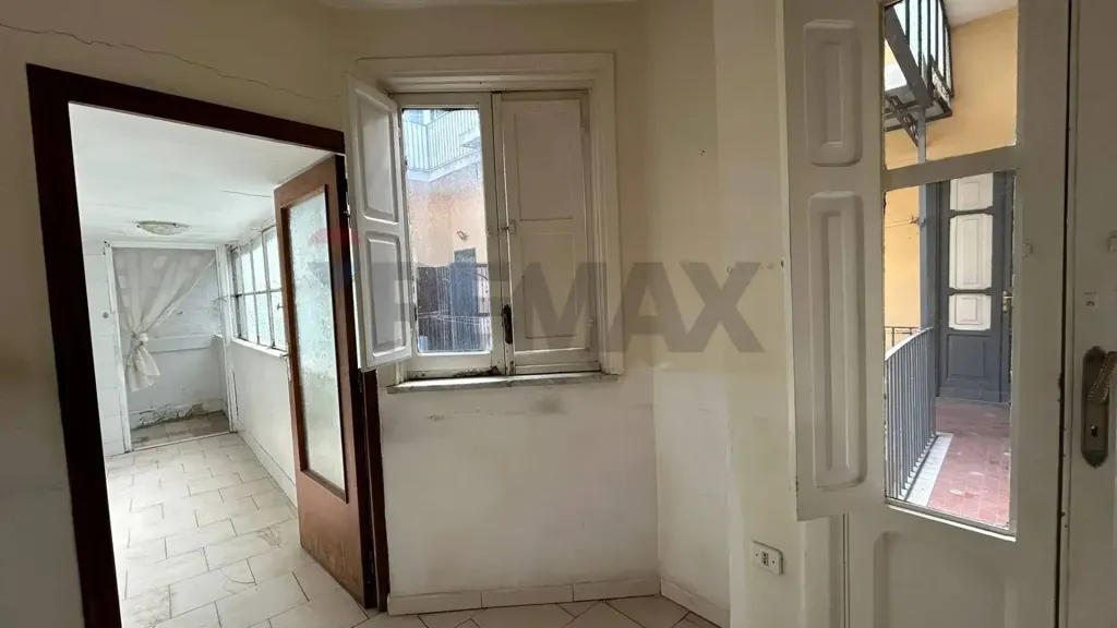 Entrée - Apartment with Balcony in Central Afragola