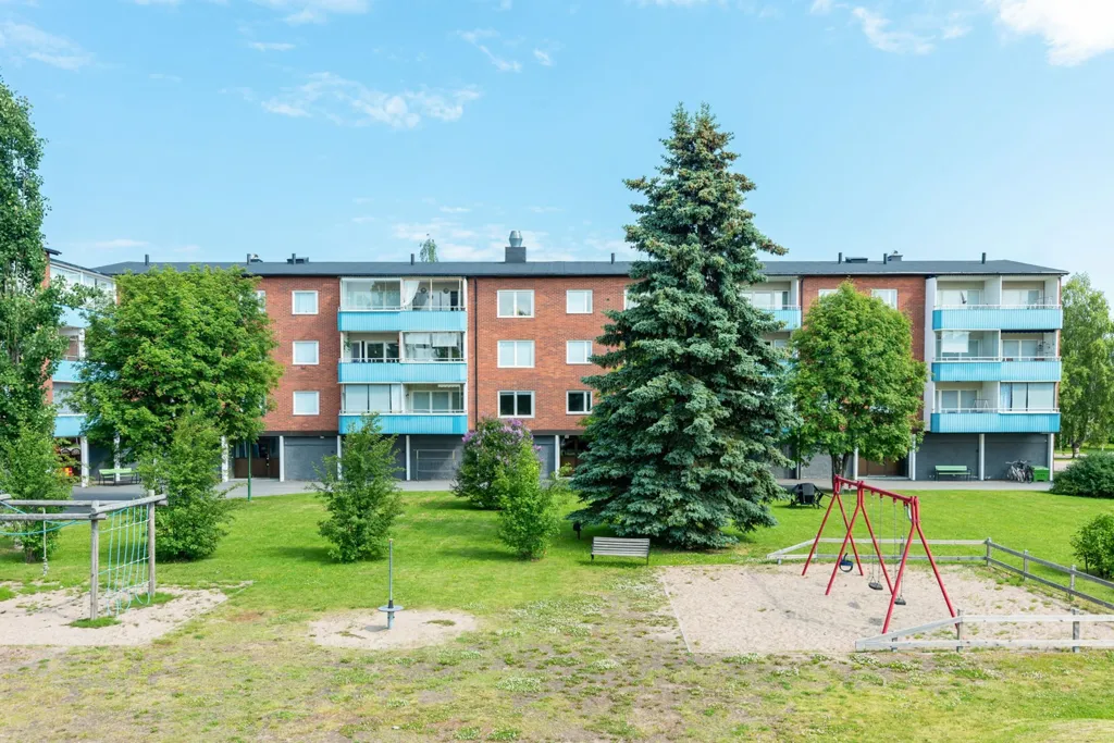 Jardin - Renovated Apartment with Balcony in Mjölkudden