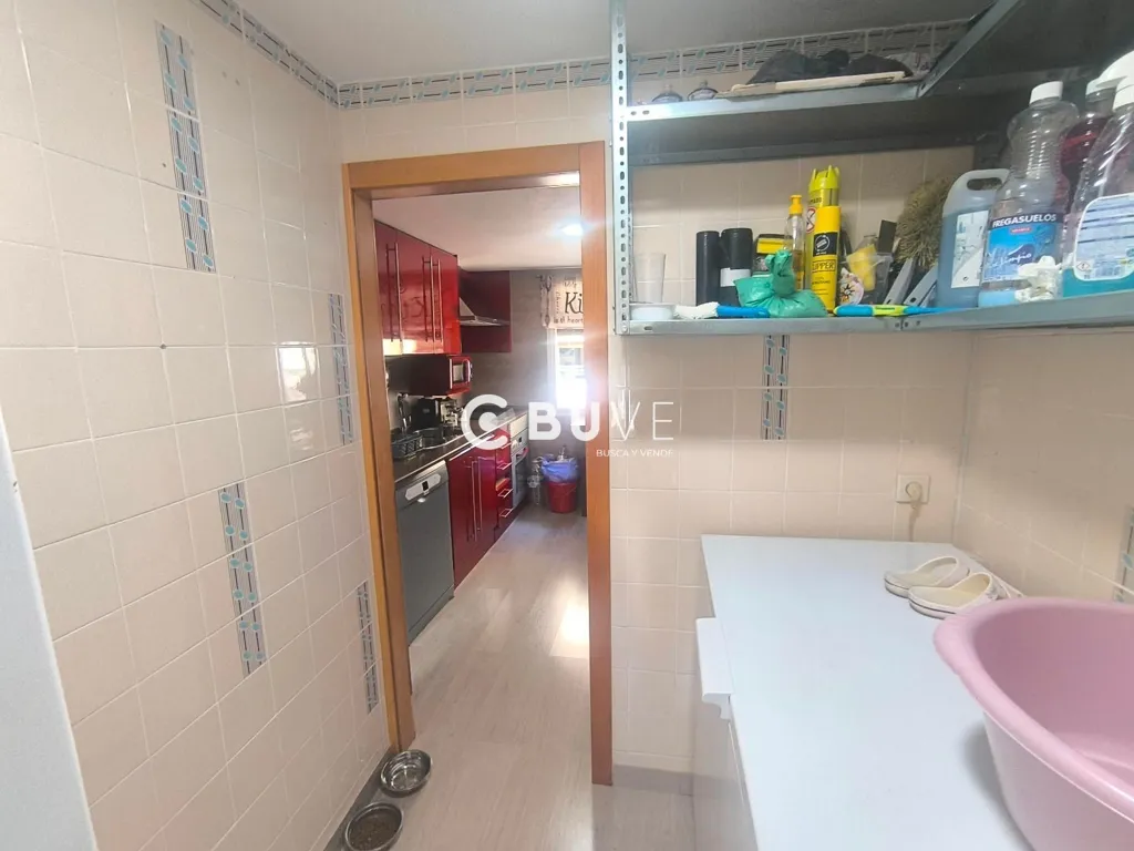 Utility Room - Semi-detached House with Three Patios in Lucena