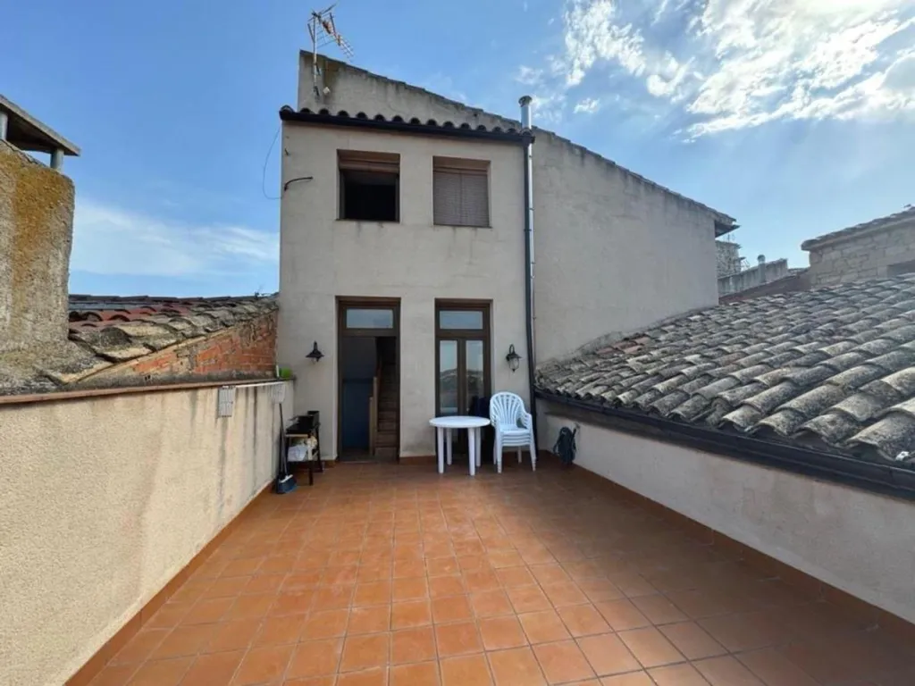 Terrass - Rustic Semi-Detached House with Mountain Views in Cretas
