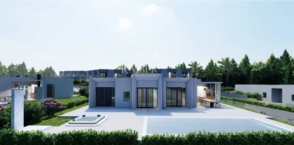 New Build Villa with Pool near Raša