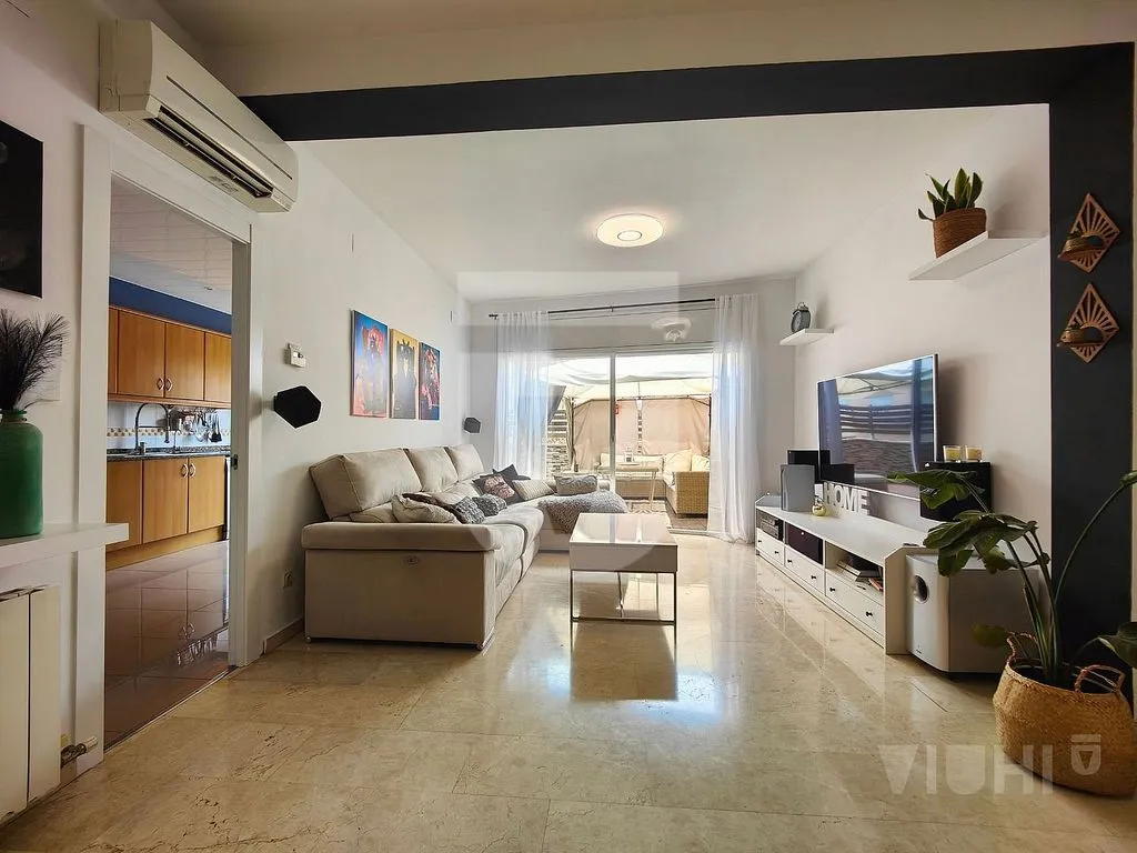 Soggiorno - Duplex Flat with Patio in Montgat