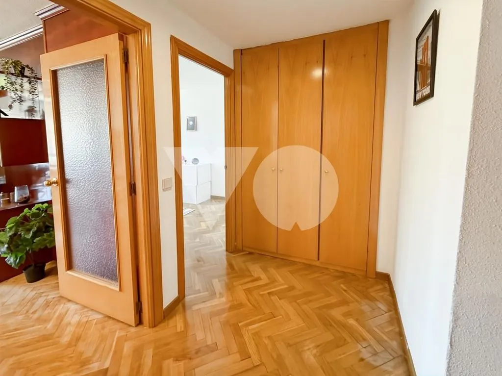 Entrée - Luxury Apartment with Pool in Las Rosas, Madrid