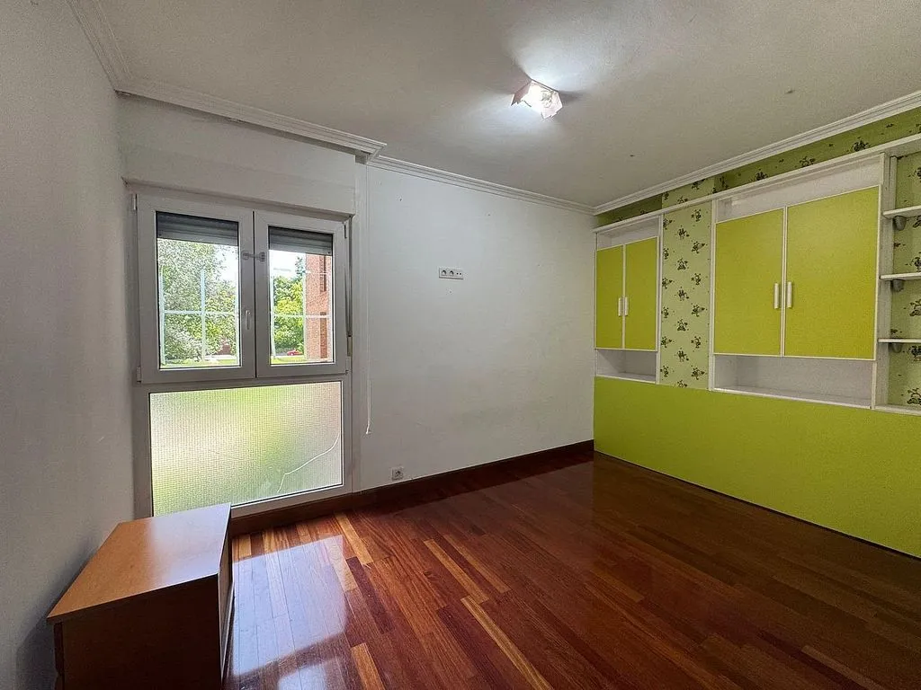 Toad - Apartment with Balcony in Getxo's Polígono Rojo