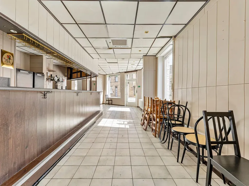 Stanze - Commercial Property with Basement in Veurne