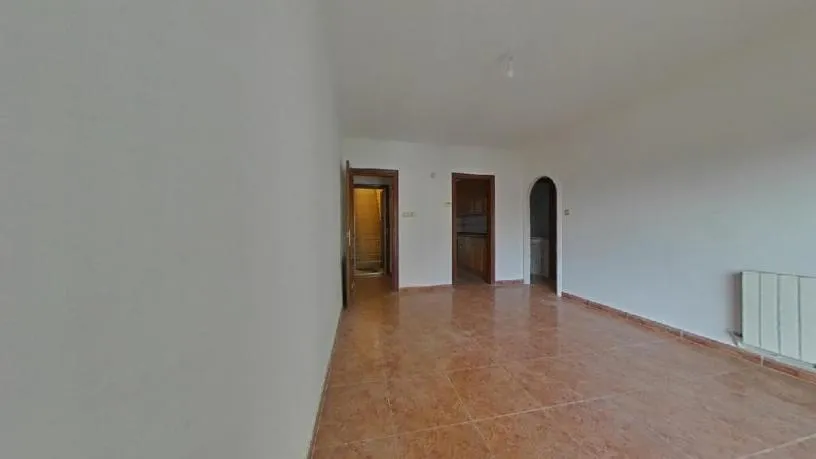 Pièces - Family-orientated Flat with Balcony in Mataró