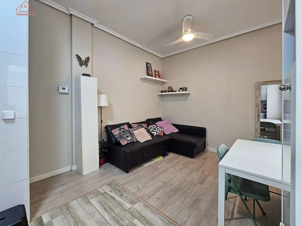 Elutuba - Furnished Flat with AC in Malasaña, Madrid