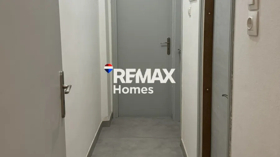 Ingresso - Modernised Apartment with East View in Kallithea