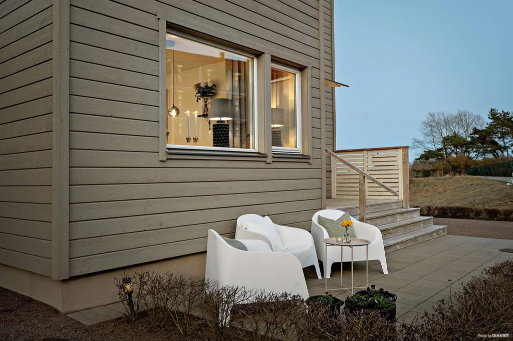 Terrass - Cozy Apartment with Garden in Häljarp