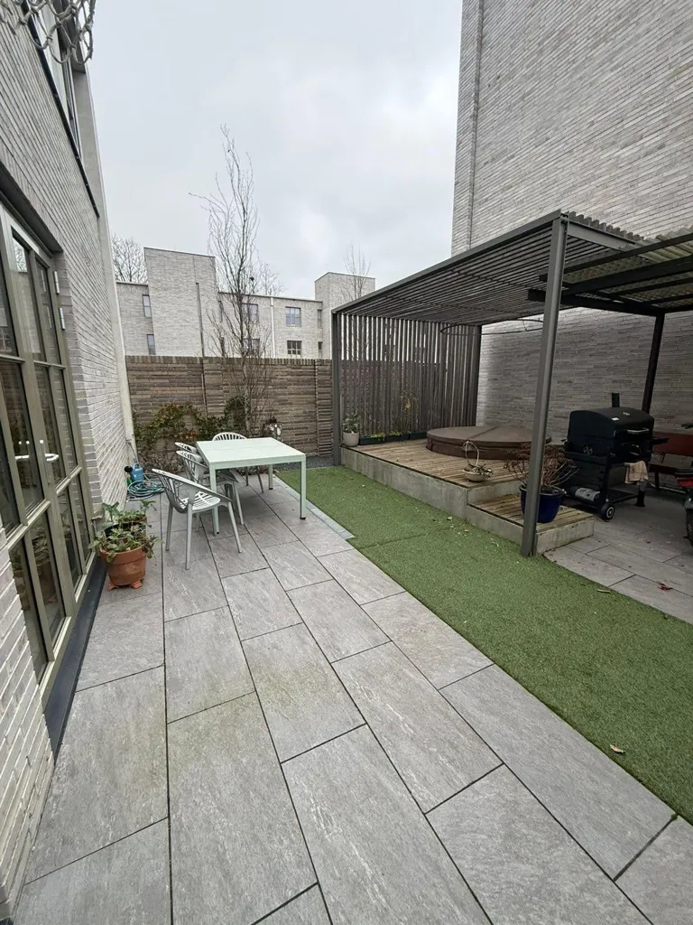 Terrass - Fully Furnished Design Corner House in Eindhoven