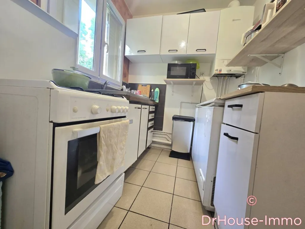 Cuisine - Appartement avec Balcon à Bobigny