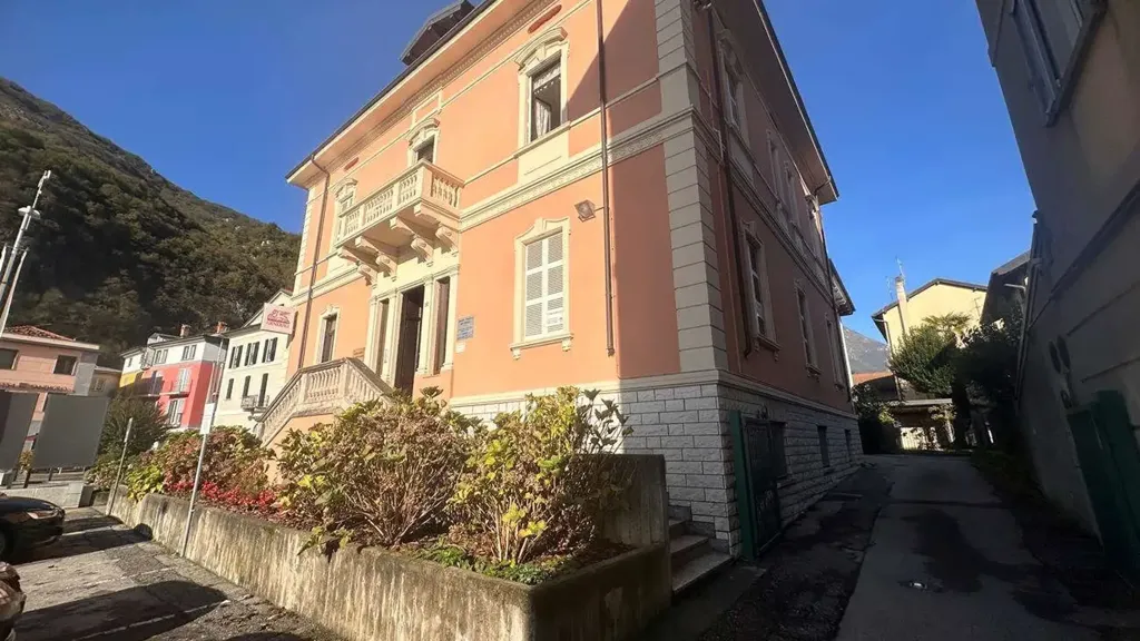 Välivaade - Luxury Lake View Apartment in Porlezza