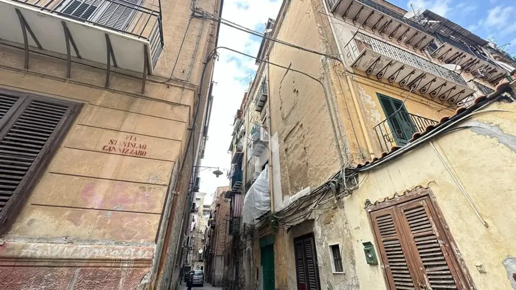 Extérieur - Quadrilocale with Terrace in Palermo
