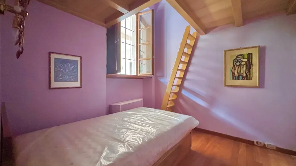 Chambres - Architecturally Unique Ground Floor Apartment in Piacenza
