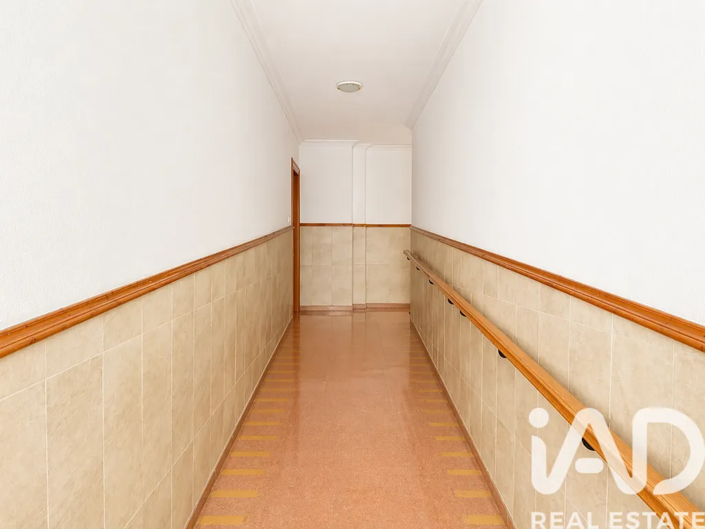 Esik - Spacious Flat with Garage in Abarán