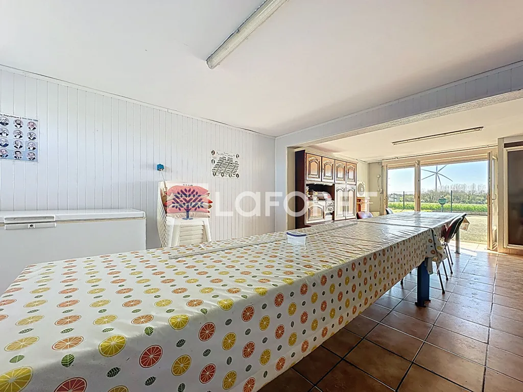 Salle à manger - Pavillon avec Sous-sol et Terrain à Saint-Varent