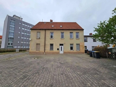 Tutte le foto (2) - House with Rental Potential in Staßfurt