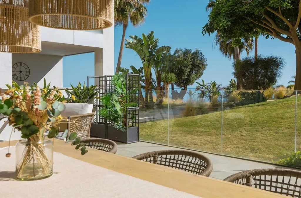 Terrasse - Apartment with Private Garden in Mijas Costa