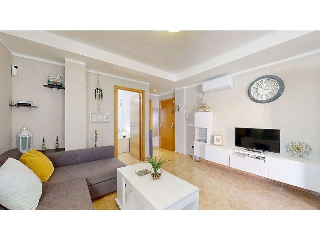 Séjour - 1-Bedroom Apartment with Terrace in Chilches