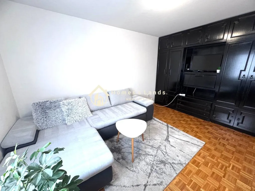 Séjour - Modern 3-Bedroom Flat with Lift in Dubrava