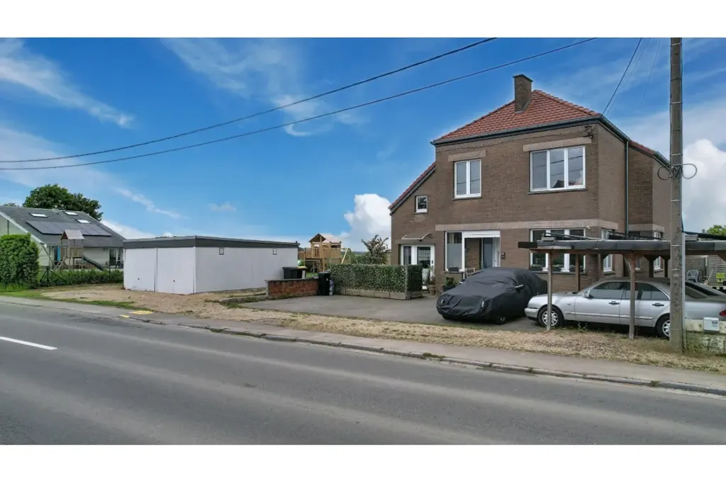Extérieur - Maison 4 Façades avec 2 Logements à Orp-Jauche