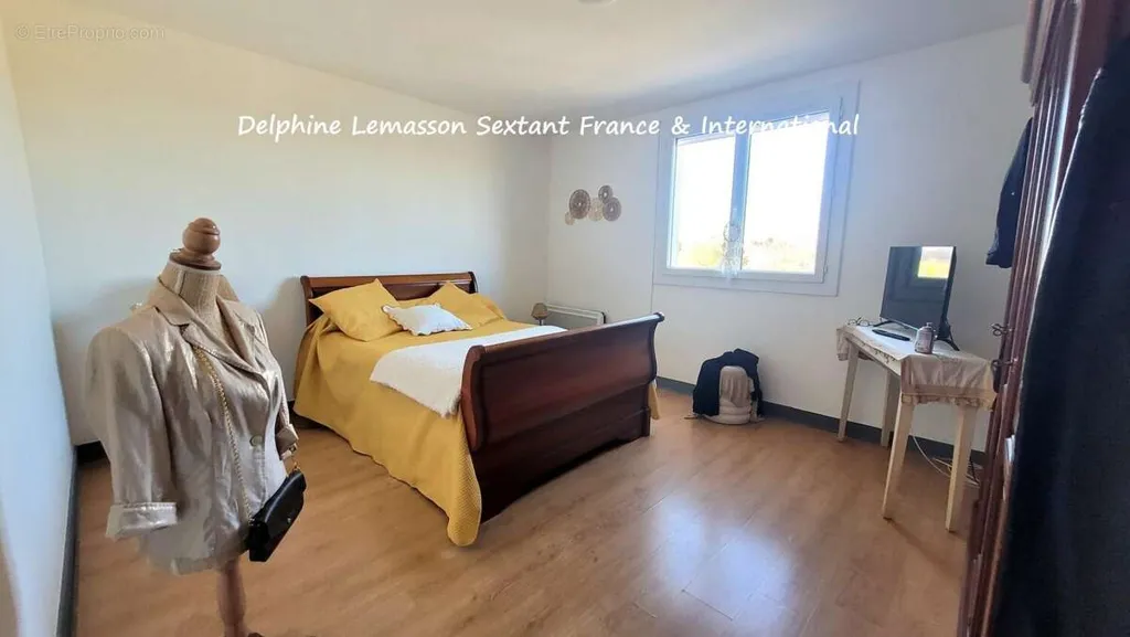Bedrooms - Rental Building with Constructible Land in Monbazillac