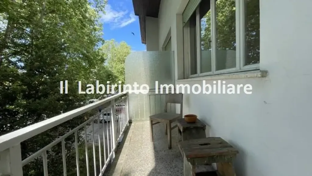 Rõdu - Bifamiliare with Private Garden in Faenza