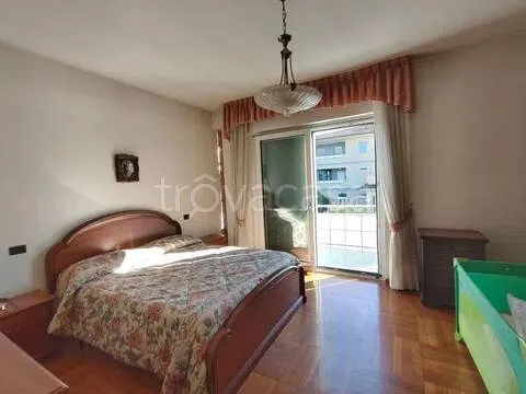 Magamistoad - Villa with Private Garden near Priverno Centre