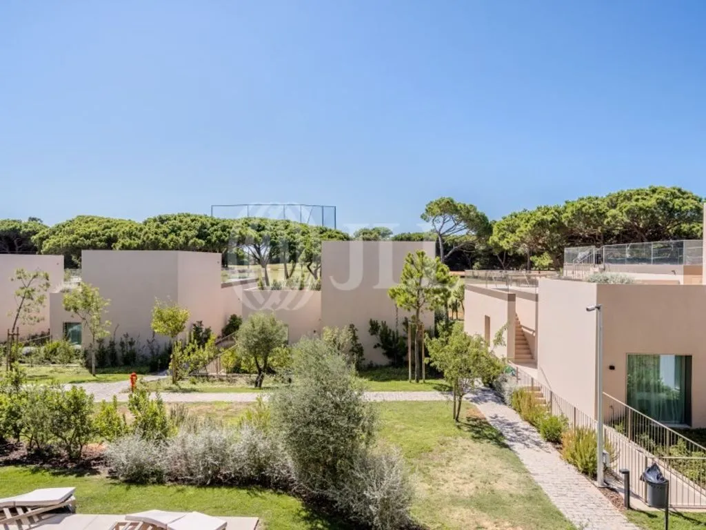 Jardin - Luxury Flat with Balcony Views in Quinta da Marinha