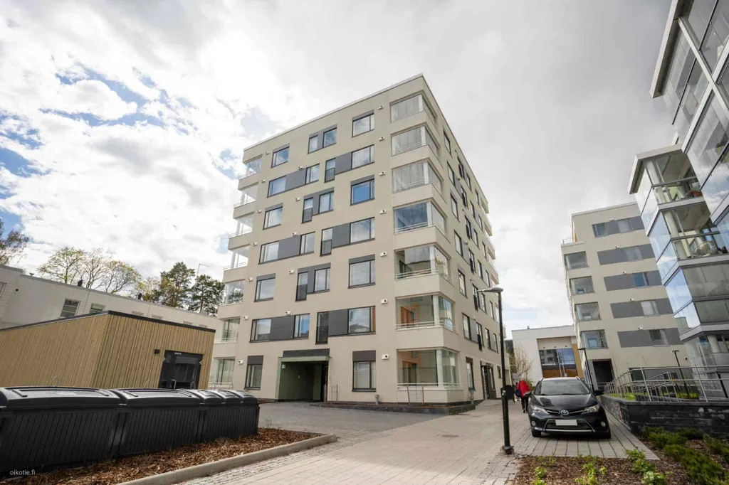 Välivaade - Modern Flat with Glazed Balcony in Laajasalo