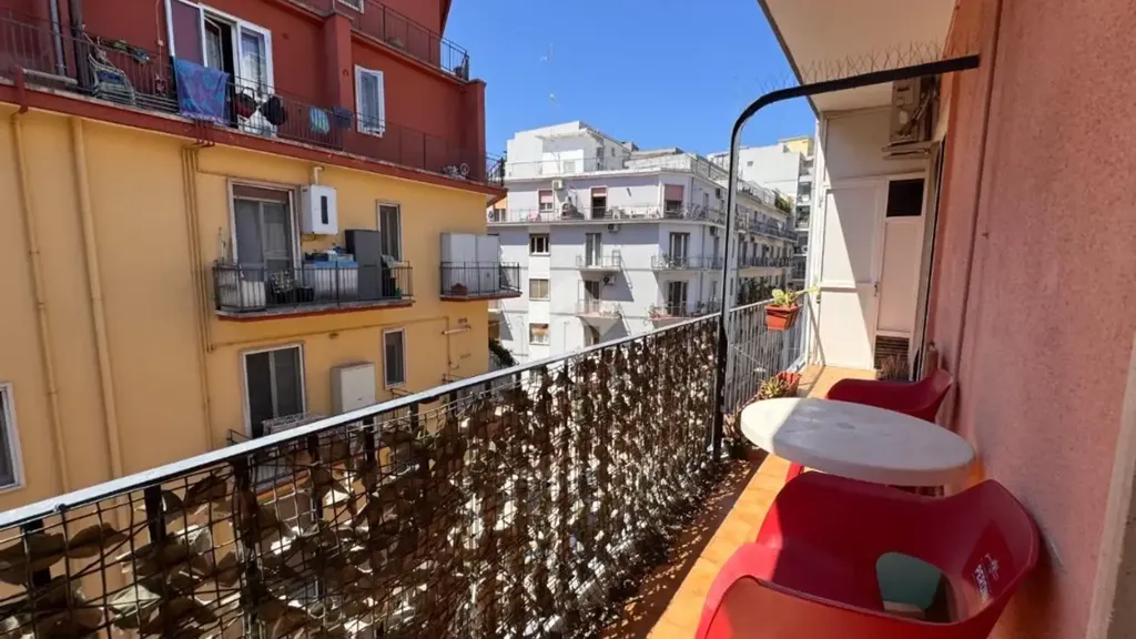Balcony - Rusticated Two-Bedroom Apartment in Bari