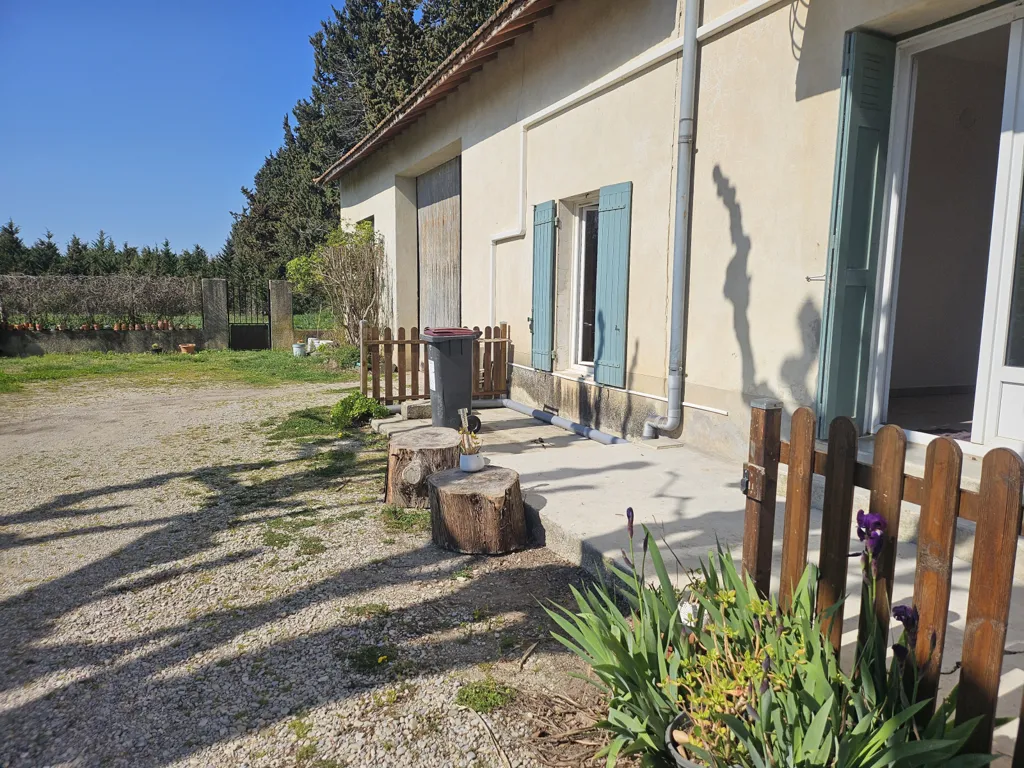 Extérieur - Appartement T2 avec Terrasse en Campagne à Travaillan