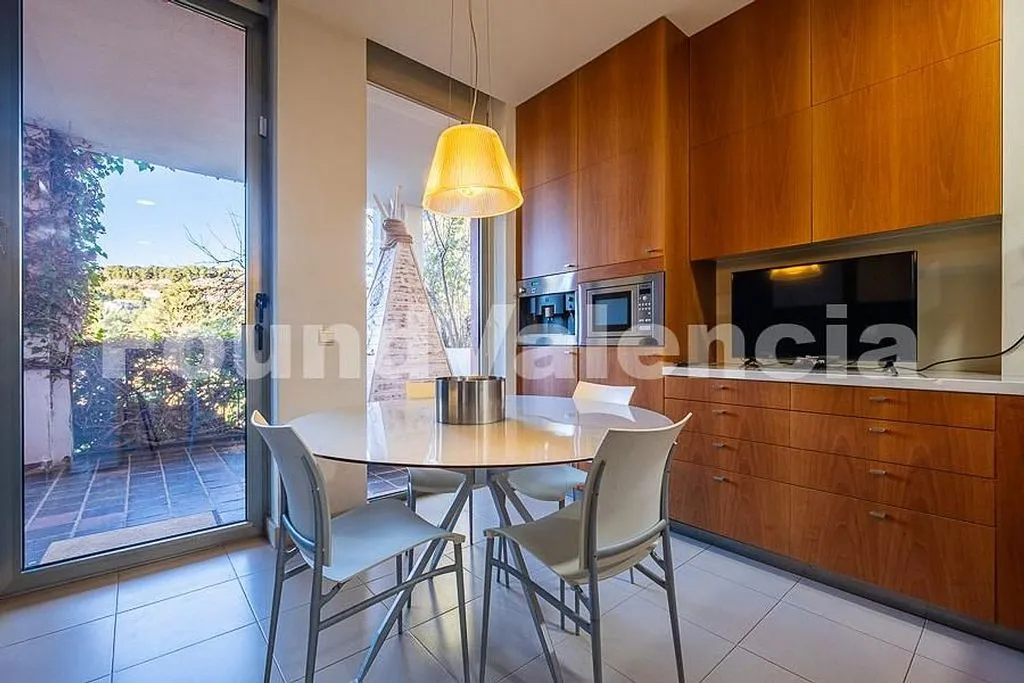 Salle à manger - Reformed Mediterranean Villa with Pool in El Bosque