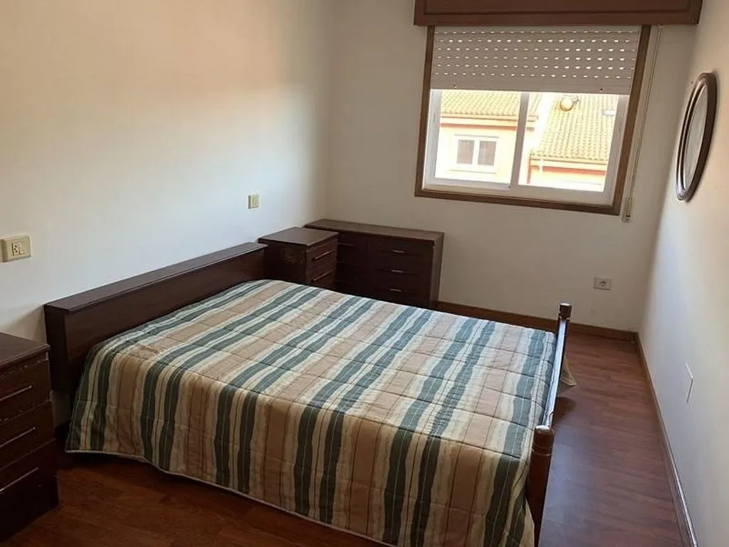 Chambres - Furnished Studio with Balcony in Rois