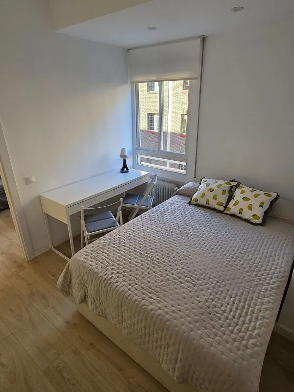 Magamistoad - Modern Studio Flat with Balcony in Retiro