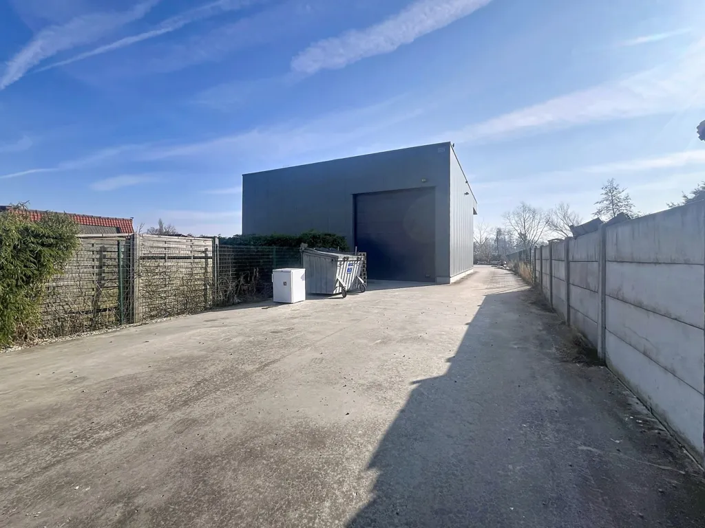 Extérieur - Bâtiment commercial avec entrepôt à Herdersem