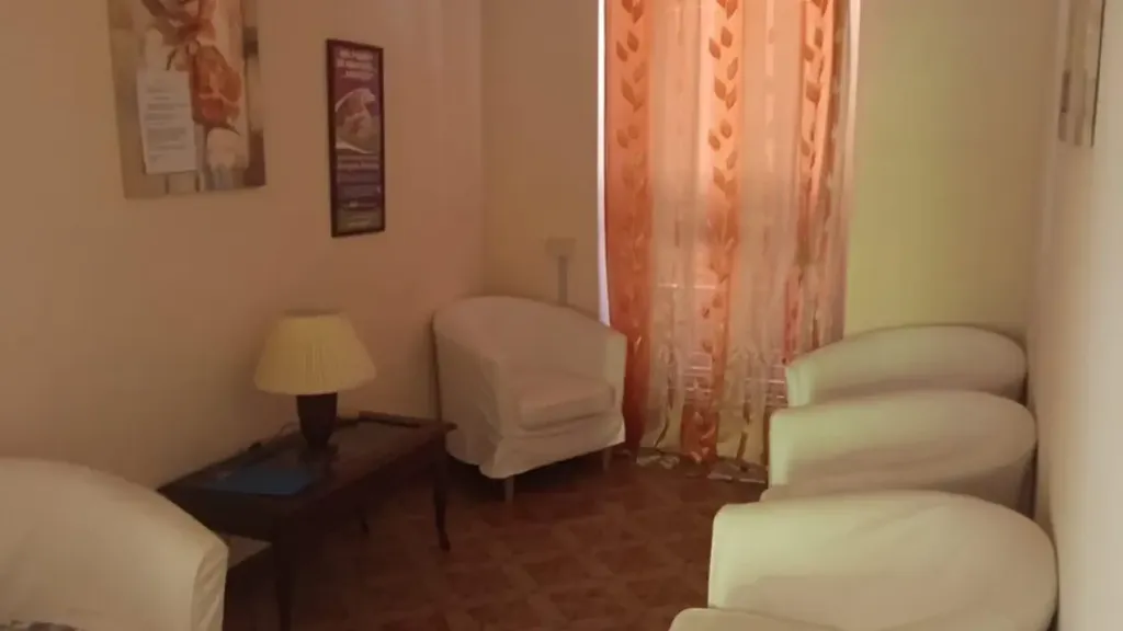 Séjour - Two-Bedroom Apartment with Balcony in Moricone