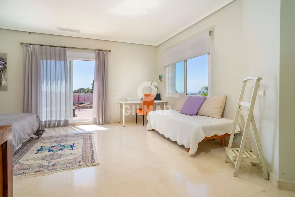 Magamistoad - Luxury Villa with Sea View in Benahavís