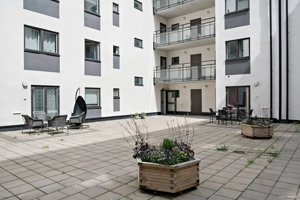 Jardin - Modern Flat with Lift in Central Enköping