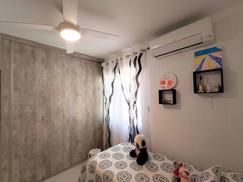 Magamistoad - Three-Bedroom House with Pool in Jacarilla