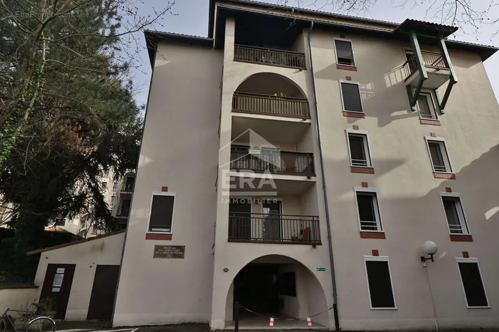 Välivaade - T2 with Terrace in Toulouse Triangle