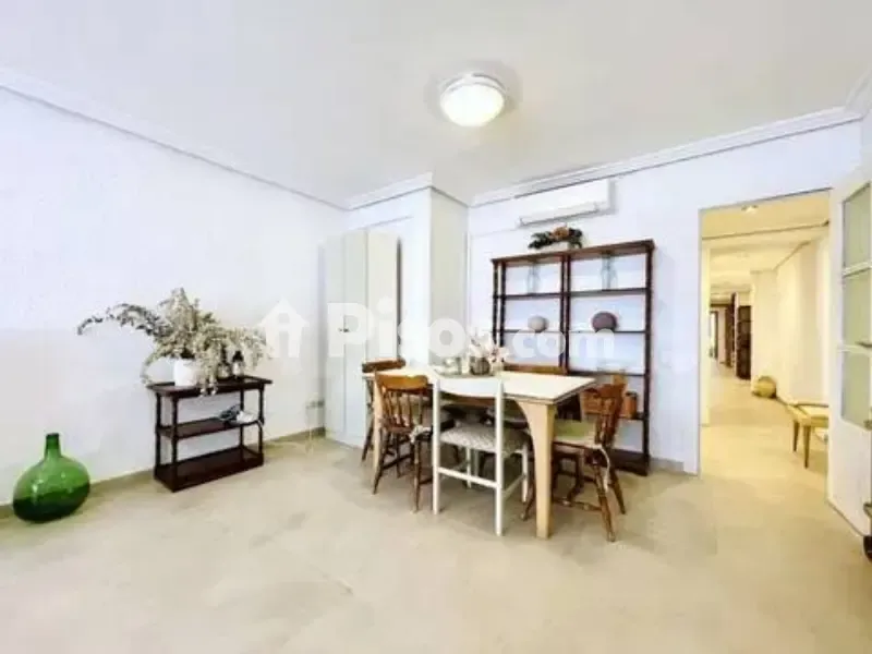Sala da pranzo - Modern Flat with Balcony in Alicante Centre
